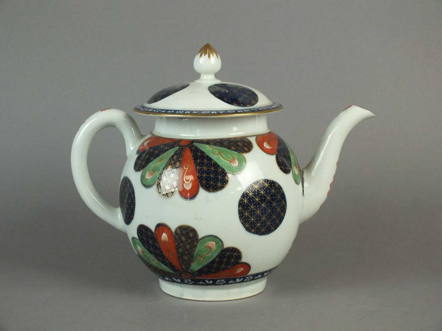 A Worcester 'Old Japan Fan' teapot and associated cover
