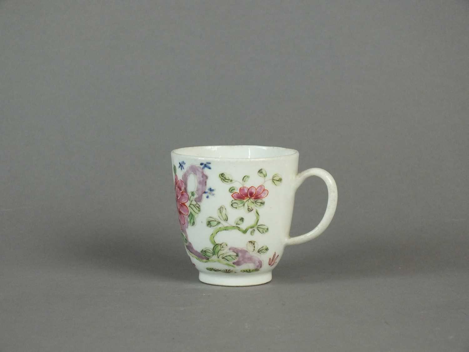 Worcester and Bow coffee cups, 18th century