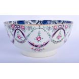 AN 18TH CENTURY CHINESE EXPORT FAMILLE ROSE BOWL Qianlong. 19 cm x 9 cm.