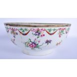 A LARGE 18TH CENTURY CHINESE EXPORT FAMILLE ROSE BOWL Qianlong. 27 cm x 12 cm.