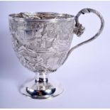 A RARE 19TH CENTURY CHINESE EXPORT SILVER CUP Attributed to Wang Hing, decorated with figures. 173