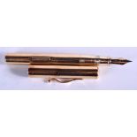 A VINTAGE GOLD PEN with 14ct gold nib. 24 grams. 11.5 cm long.