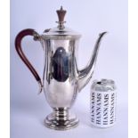 A LARGE SILVER COFFEE POT. Birmingham 1963. 30 oz. 30 cm high.