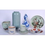 A JAPANESE BLUE AND WHITE DOUBLE GOURD PORCELAIN VASE, together with a celadon planter etc. (qty)