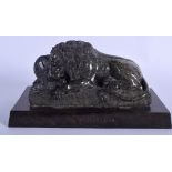 A 19TH CENTURY ITALIAN GRAND TOUR CARVED MARBLE FIGURE OF THE WOUNDED LION upon a brass base. 25 cm