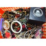 A LARGE QUANTITY OF COSTUME JEWELLERY, varying form and style. (qty)