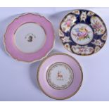 19th c. Flight Barr and Barr plate with dark pink ground painted with the crest of a unicorn, a Bar