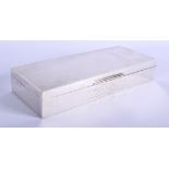 A 1960S SILVER BOX. Birmingham 1963. 17.8 oz inc liner. 21 cm x 5 cm.