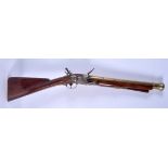 A REPRODUCTION BLUNDERBUSS GUN. 74 cm long.