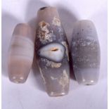 THREE BACTRIAN AGATE TOGGLES, varying size. Largest 5.25 cm. (3)