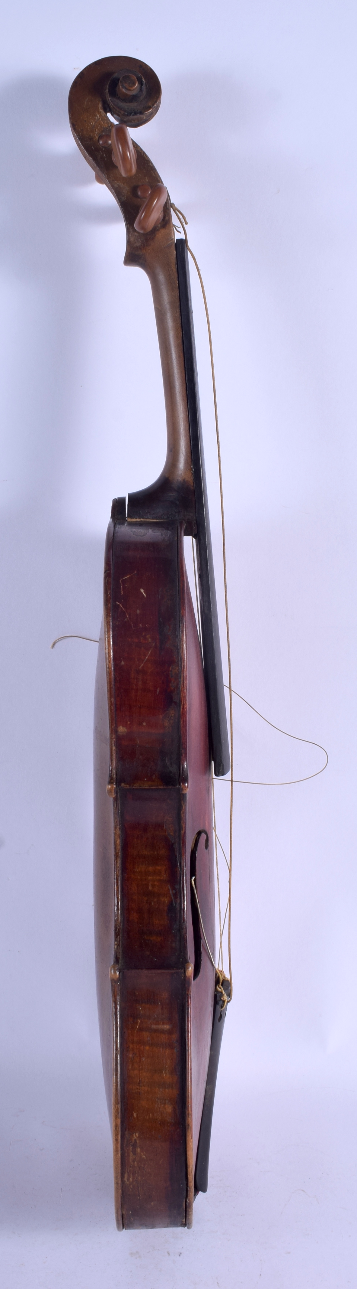 A VINTAGE TWO PIECE BACK VIOLIN together with another within a case. 64 cm long. (3) - Image 6 of 23