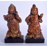 A PAIR OF 17TH CENTURY CHINESE KOREAN LACQUERED CAST IRON BUDDHA. Figure 16 cm x 7 cm.