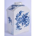 18th c. Lowestoft tea canister painted with a version of the Mansfield pattern in blue under glaze.