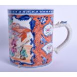 AN 18TH CENTURY CHINESE MANDARIN EXPORT MUG Qianlong, painted with figures within landscapes. 12.5