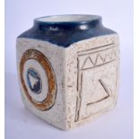 A SMALL TROIKA SQUARE FORM VASE decorated with triangular motifs. 8.5 cm x 8.5 cm.