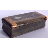 AN EARLY 20TH CENTURY RHINOCEROS HORN TORTOISESHELL INLAID SNUFF BOX, pique work decoration to lid.