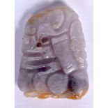 AN EARLY 20TH CENTURY CHINESE LAVENDER JADE PLAQUE PENDANT, carved with a curled dragon and the rev
