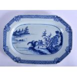 A LARGE 18TH CENTURY CHINESE EXPORT BLUE AND WHITE DISH Qianlong. 33 cm x 24 cm.