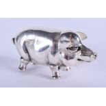 A SILVER PLATED PIG VESTA CASE. 6 cm wide.