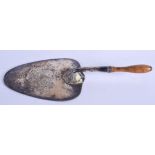 AN EARLY SILVER TROWEL CAKE SERVER. 34 cm x 12 cm.