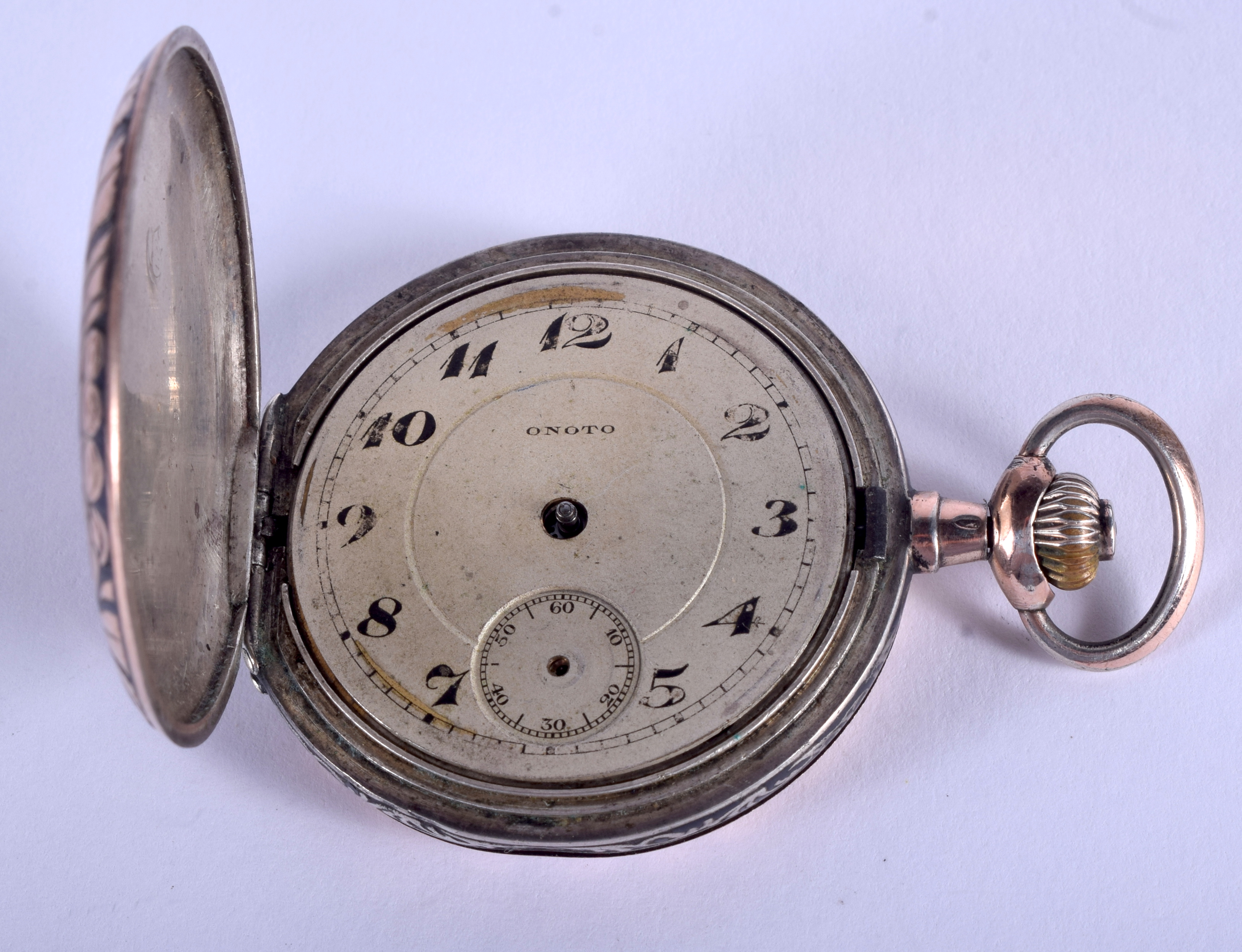 A SILVER NIELLO POCKET WATCH. 4.5 cm wide. - Image 3 of 5