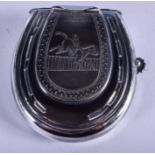 A SILVER HORSESHOE BOX. 5 cm wide.