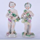 18TH C. BOW PAIR OF FIGURES OF CHILDREN. 13cm high and 5cm wide