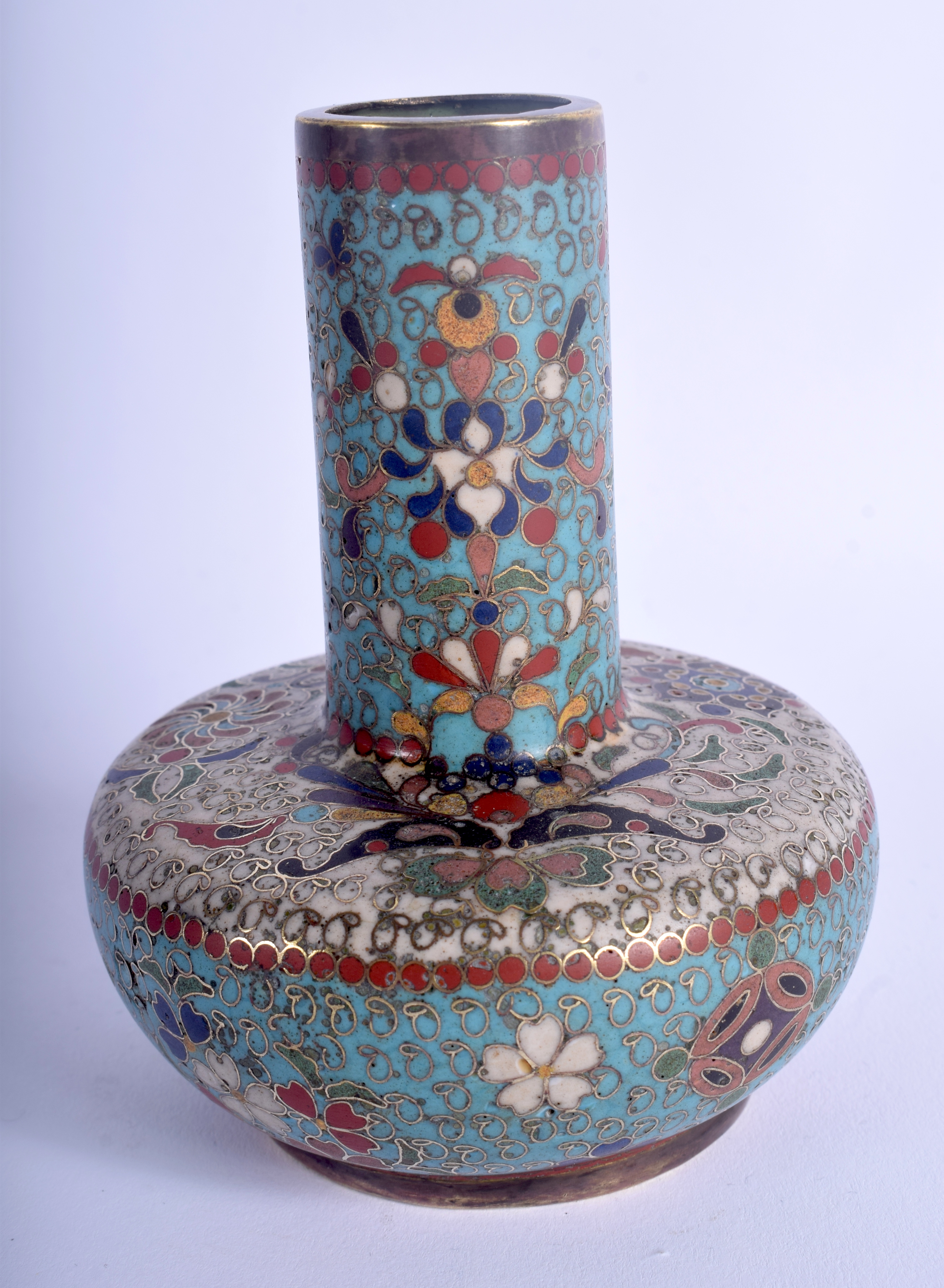 A 19TH CENTURY JAPANESE MEIJI PERIOD CLOISONNE ENAMEL VASE decorated with swirling foliage. 10.5 cm - Image 2 of 3