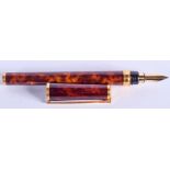 A ST DUPONT 18CT GOLD NIB BROWN PEN LACQUE DE CHINNE FOUNTAIN PEN. 12 cm long.