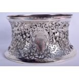 A LARGE ANTIQUE IRISH SILVER DISH RING. 9.35 oz. 18 cm x 11 cm.