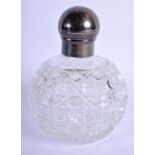 A VICTORIAN SILVER AND GLASS SCENT BOTTLE. 14 cm high.