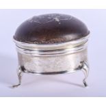 AN ANTIQUE SILVER AND TORTOISESHELL BOX. 7 cm wide.