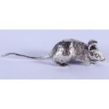 A SILVER MOUSE. 2 cm wide.