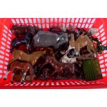 A COLLECTION OF VINTAGE PAINTED LEAD AND METAL FARMYARD ANIMALS Britains etc. (qty)