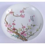 A CHINESE FAMILLE ROSE PORCELAIN DISH. 18 cm diameter.