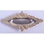 A VINTAGE SILVER DISH. 1 oz. 16 cm wide.