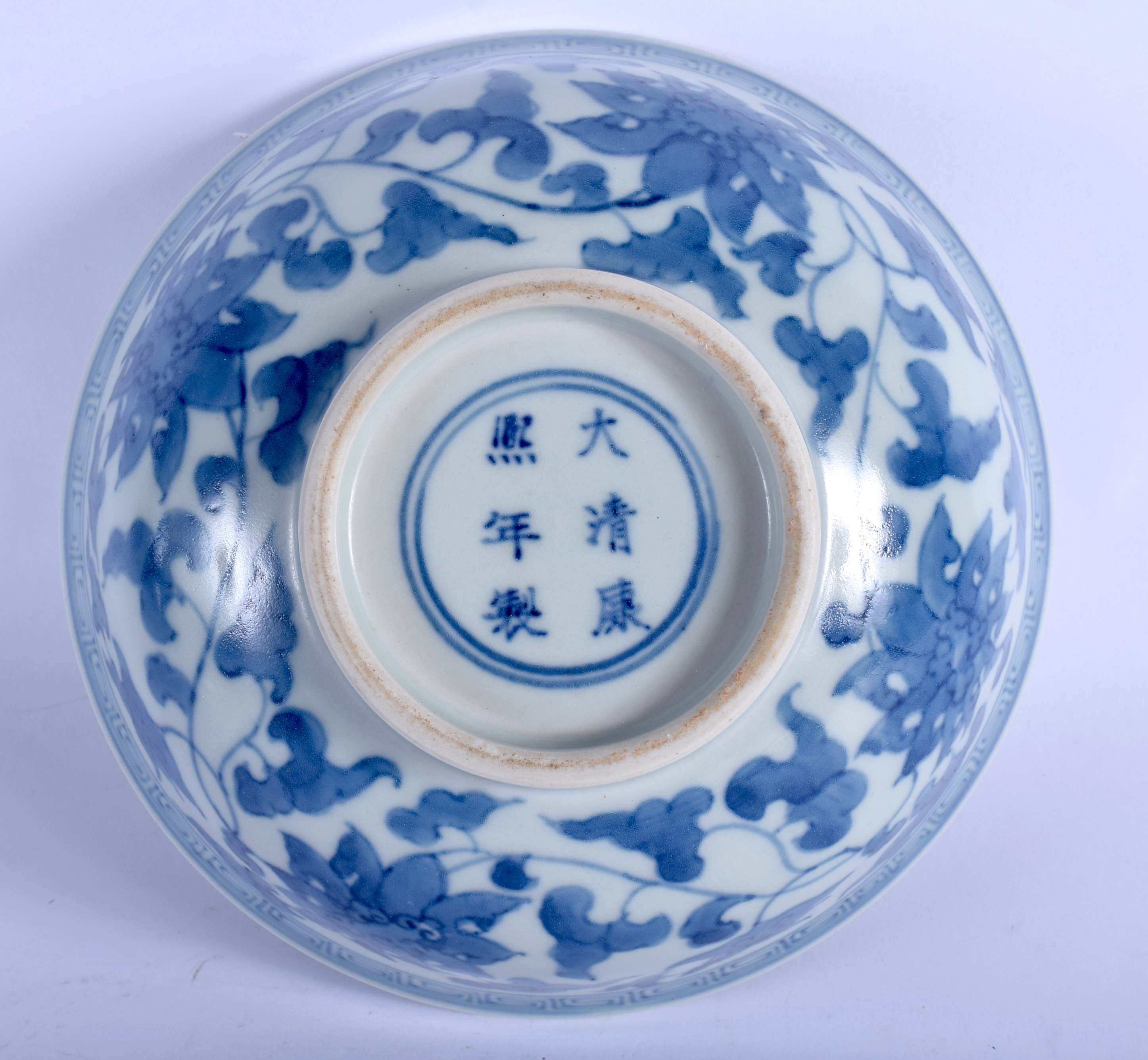 A CHINESE BLUE AND WHITE PORCELAIN BOWL BEARING KANGXI MARKS. 17.5 cm wide. - Image 4 of 4