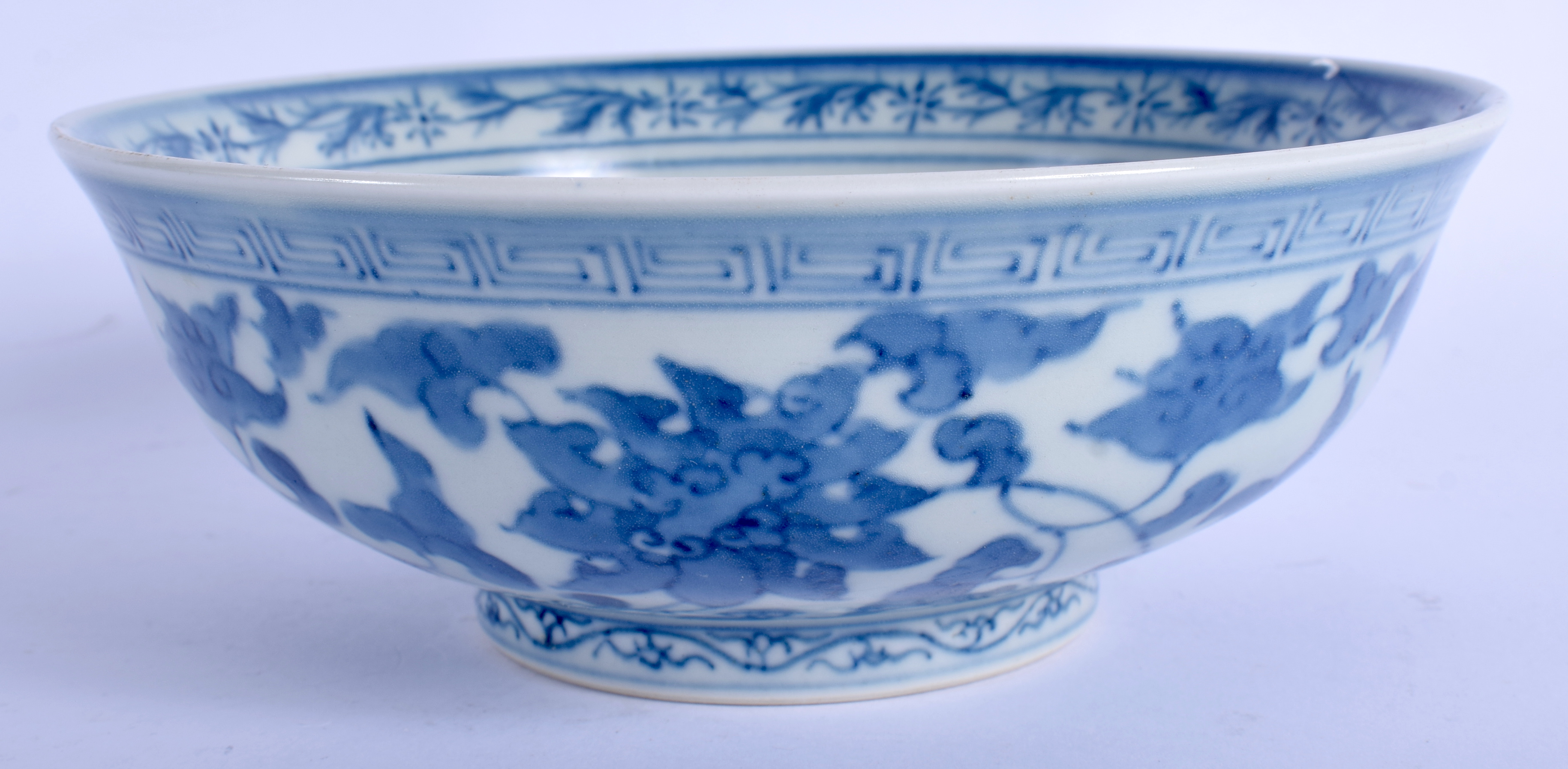 A CHINESE BLUE AND WHITE PORCELAIN BOWL BEARING KANGXI MARKS. 17.5 cm wide. - Image 2 of 4