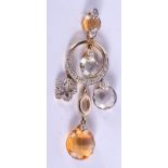 A GOLD AND TOPAZ PENDANT. 4.4 grams. 4.5 cm x 1.25 cm.