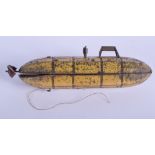 A VINTAGE LEHMANN TIN PLATE WIND UP ZEPPELIN. 18 cm wide.