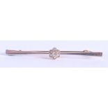 AN EDWARDIAN GOLD AND DIAMOND STICK PIN. 26.3 grams. 5 cm wide.