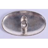 AN EARLY 20TH CENTURY CHINESE SILVER ZEE SUNG TRAY mounted with a sychee. 89 grams. 11 cm x 7 cm.
