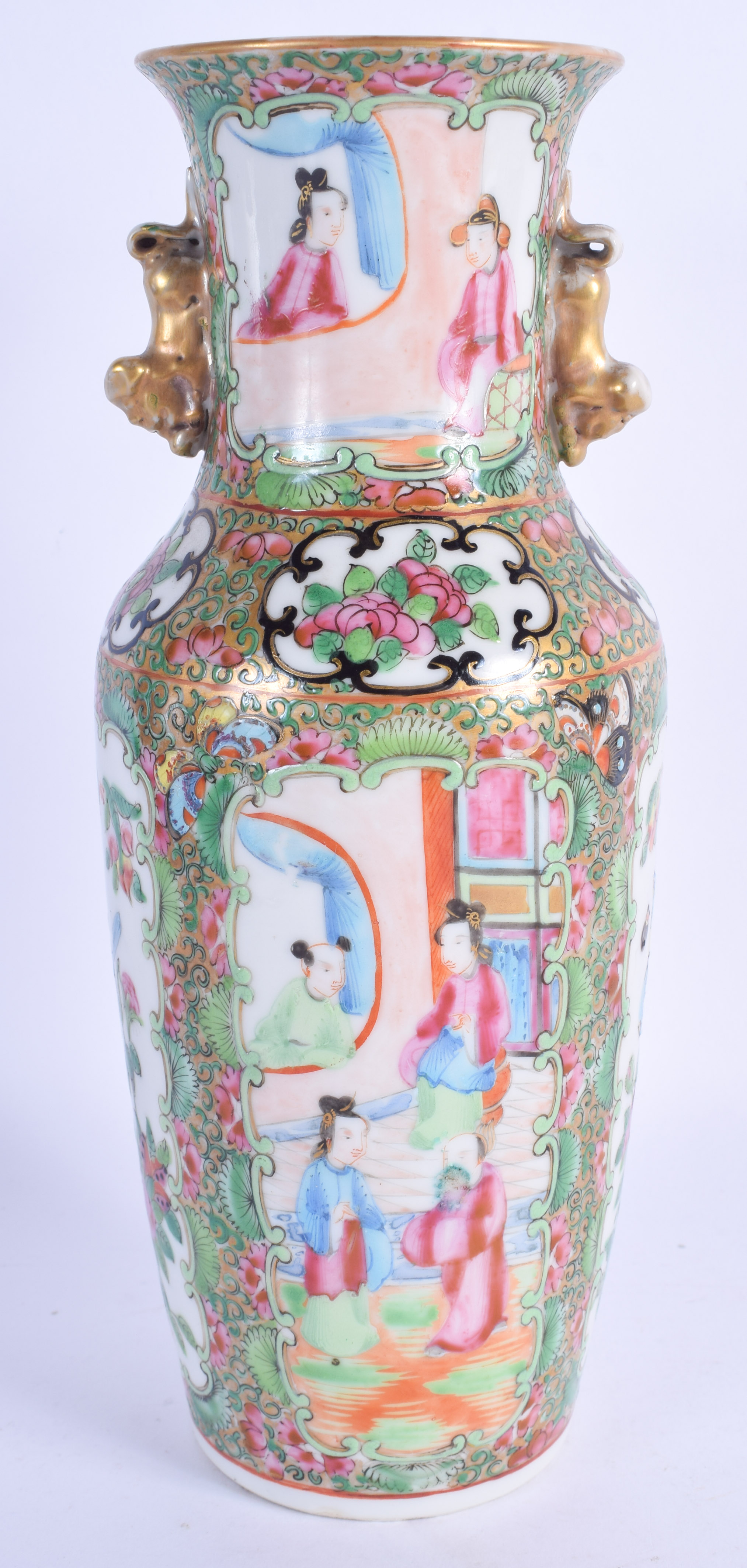 A 19TH CENTURY CHINESE CANTON FAMILLE ROSE VASE Qing. 26 cm high. - Image 2 of 3