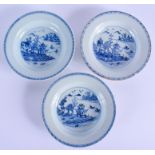 THREE 18TH CENTURY CHINESE BLUE AND WHITE DISHES Qianlong. 15.5 cm wide. (3)
