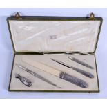 A STYLISH EARLY 20TH CENTURY FRENCH SENNET FRERES SILVER WRITING SET. (5)