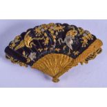 A FINE 19TH CENTURY JAPANESE MEIJI PERIOD SHAKUDO FAN BROOCH depicting cranes amongst cherry blossom