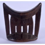 AN EARLY 20TH CENTURY AFRICAN TRIBAL CARVED WOOD HEAD REST probably Tsonga or Shona, South Africa/So