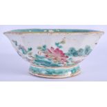 AN EARLY 20TH CENTURY CHINESE FAMILLE ROSE SQUARE FORM BOWL Guangxu. 15 cm square.