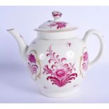 AN 18TH CENTURY WORCESTER TEAPOT AND COVER painted in a pink camaieu pattern. 16 cm x 18 cm.