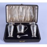 A CASED ART DECO SILVER CRUET SET. 6 oz. Birmingham 1938. (5)